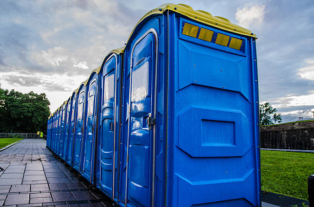 Best Portable restroom trailer rental  in Brilliant, OH